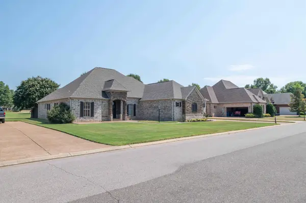 230 TORREY PINES CV, Covington, TN 38019