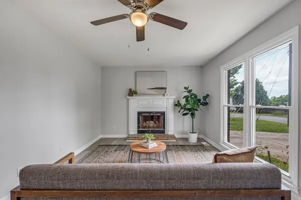 1259 Archwood Dr, Clarksville, TN 37042