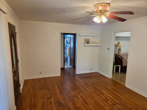 1221 Ann, Winfield, KS 67156