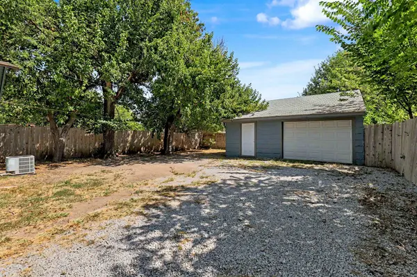 1312 S Meridian Ave, Wichita, KS 67213