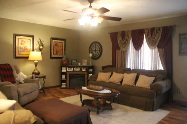 3140 Moark DR, Harrison, AR 72601
