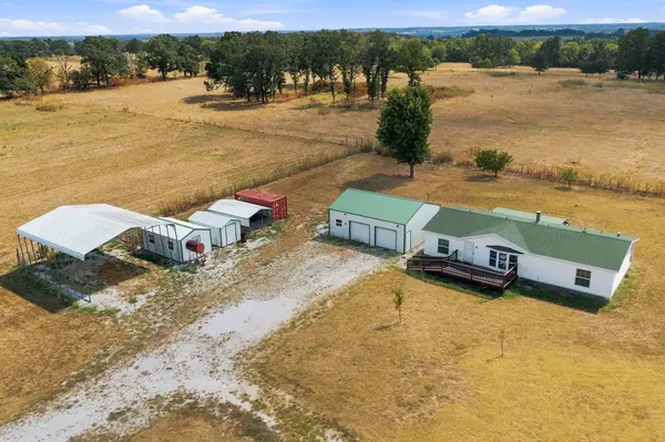 575 Lawrence 2075, La Russell, MO 64848