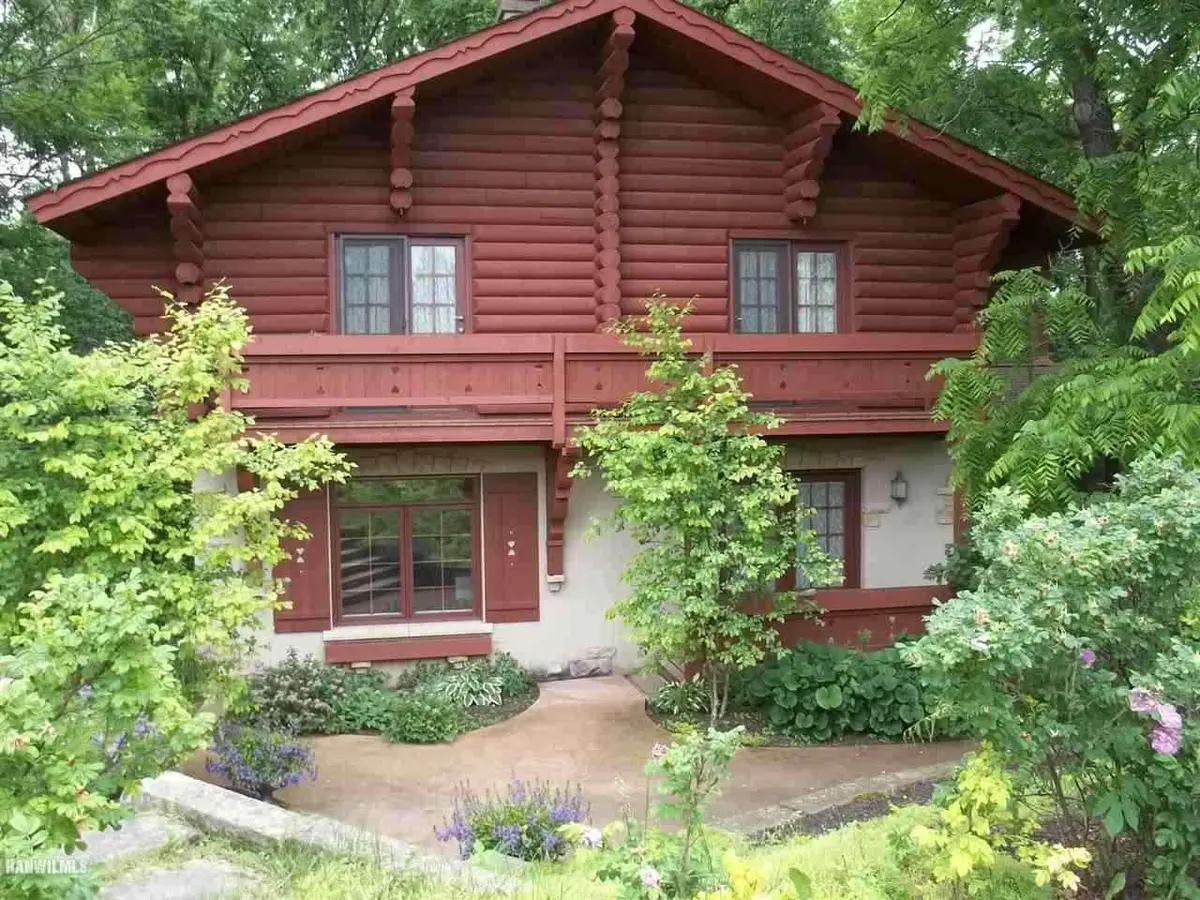 4 Hawthorn, Galena, IL 61036