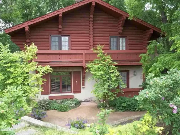 4 Hawthorn, Galena, IL 61036