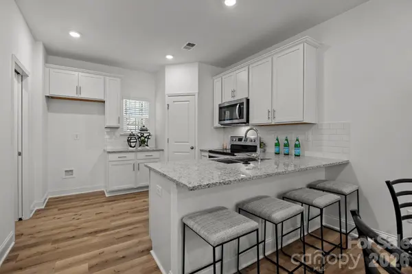 3208 Butler Hill DR #27, Matthews, NC 28105