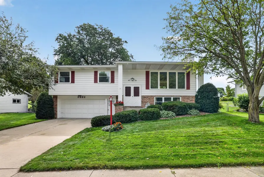 2332 4th AVE NW, Rochester, MN 55901