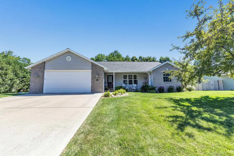 816 WOODROW ST, Denmark, WI 54208