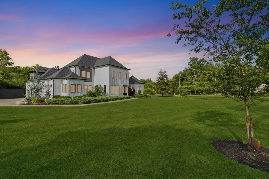 848 W Hillwood Dr, Nashville, TN 37205