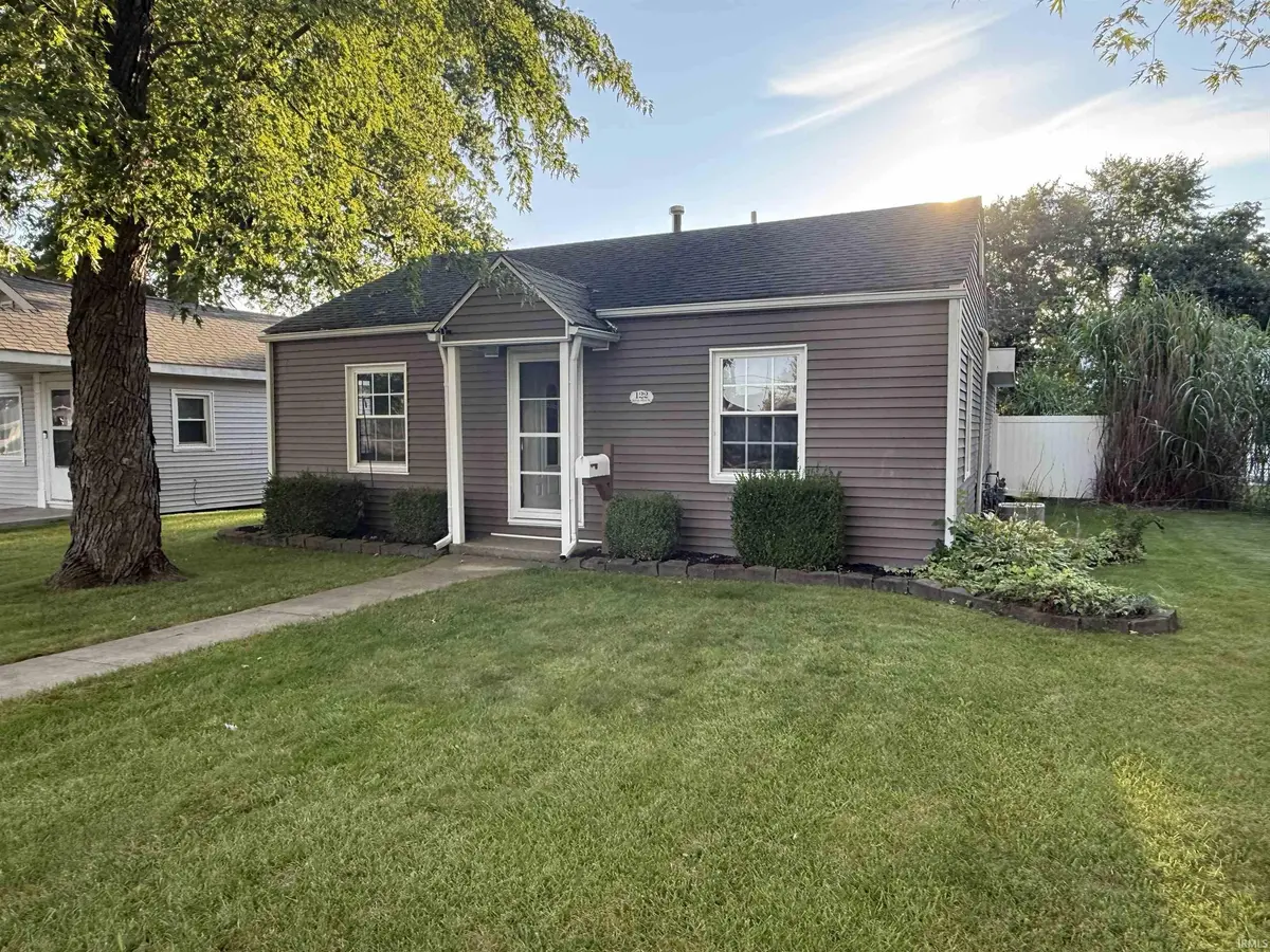 122 S 16th ST, Decatur, IN 46733