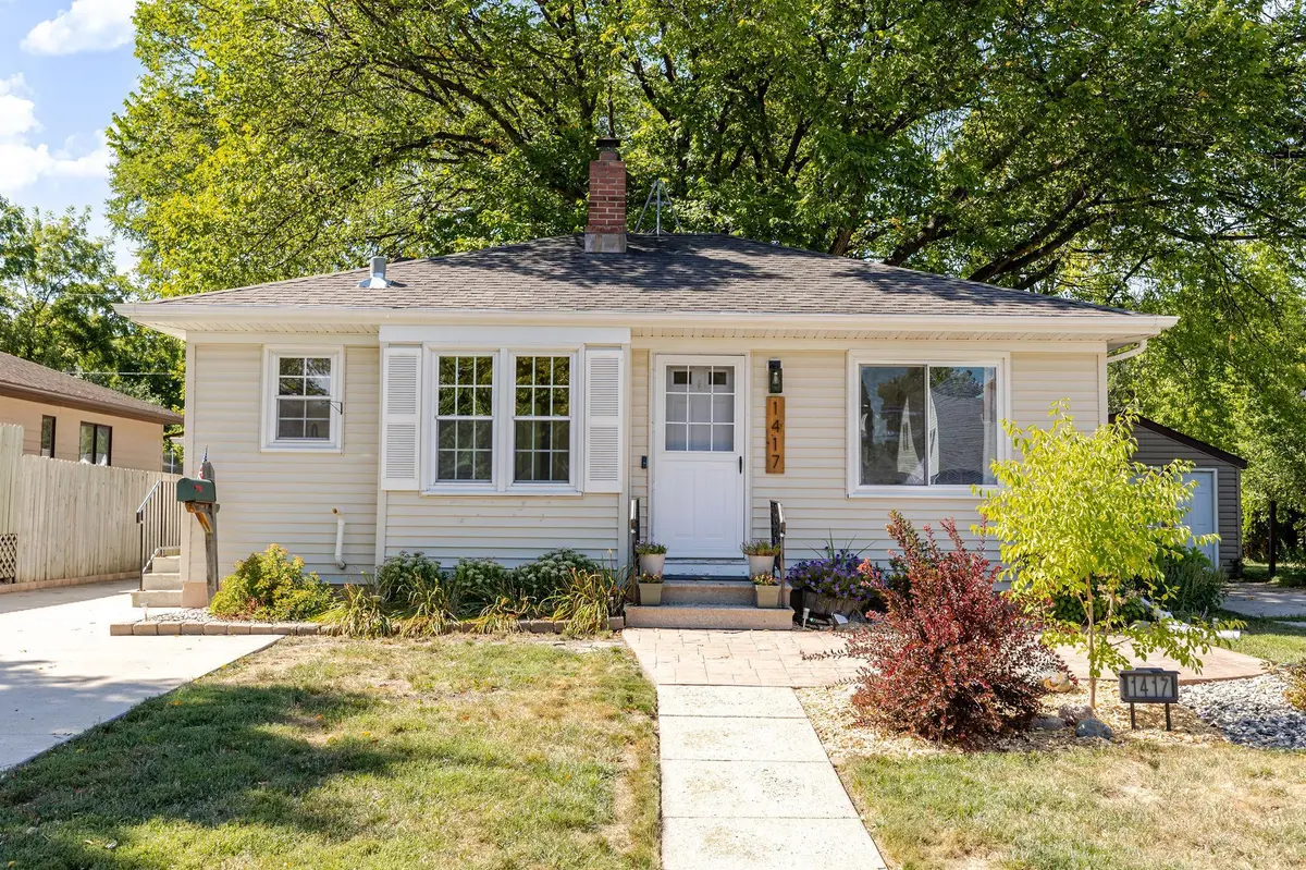 1417 14th ST S, Fargo, ND 58103