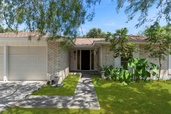 6707 Cherryleaf ST, Leon Valley, TX 78238
