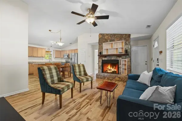 404 Sadie DR, Matthews, NC 28105