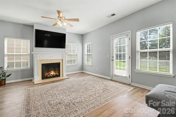 2259 Crosscut DR, Charlotte, NC 28214