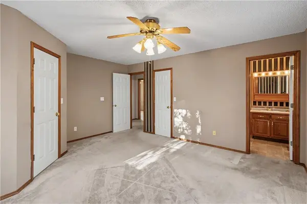150 SE 26th RD, Lamar, MO 64759