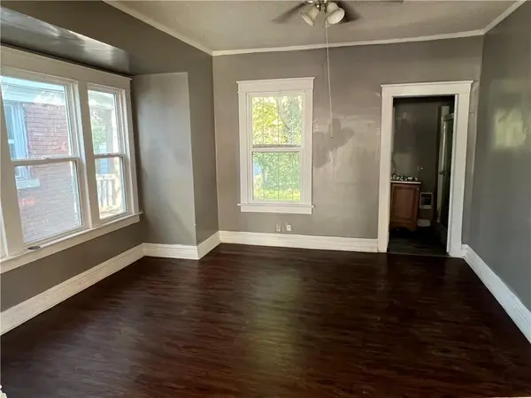 3207 E 27th ST, Kansas City, MO 64127