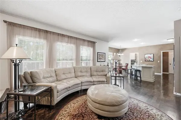17744 W 159th TER, Olathe, KS 66062