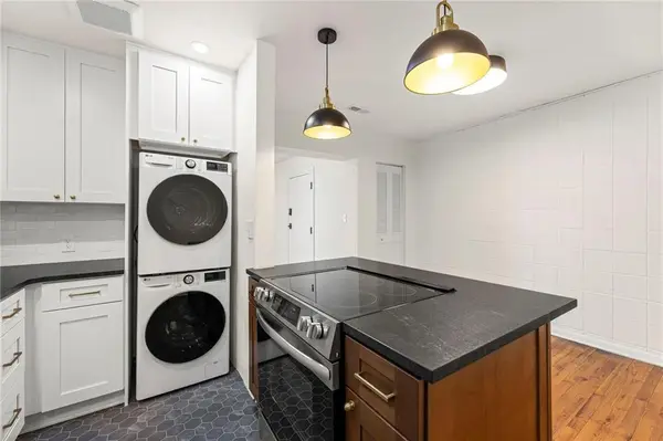 4903 Walnut ST, Kansas City, MO 64112