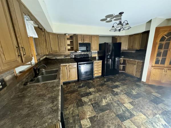 1855 S 1200 E ***, Oakland City, IN 47660