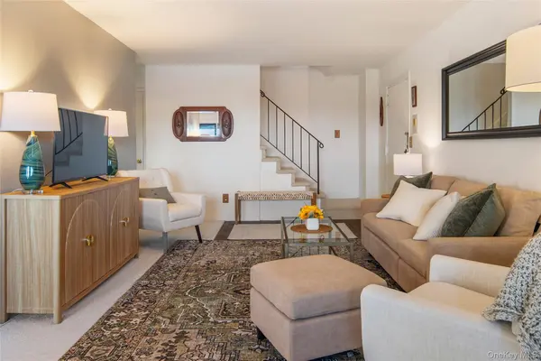 215 Kemeys #15, Briarcliff Manor, NY 10510