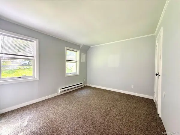12 Red Brook RD, Mahopac, NY 10541