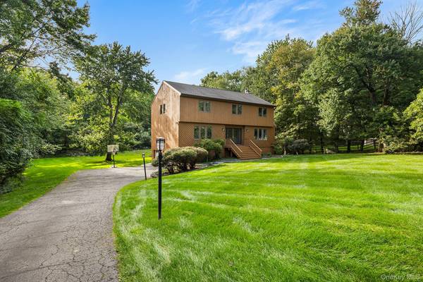 5 Rome CT, Cortlandt Manor, NY 10567