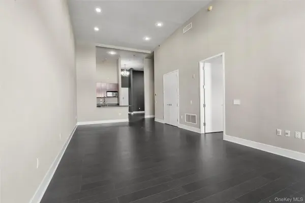 25 Leroy PL #PH7, New Rochelle, NY 10805
