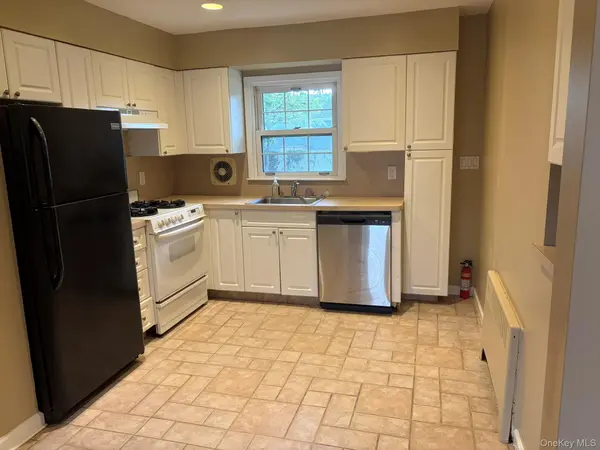 243 Lee AVE, Hicksville, NY 11801