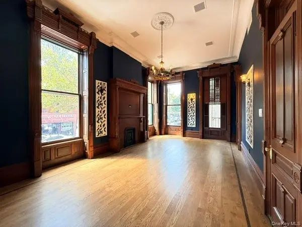 241 Lenox AVE, New York (manhattan), NY 10027