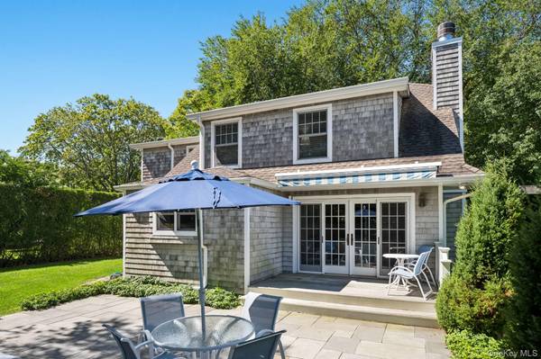 200 Little Plains RD, Southampton, NY 11968