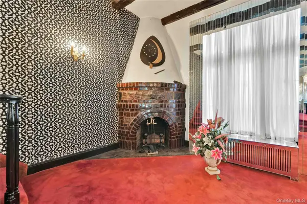 130-01 227th ST, Laurelton, NY 11413