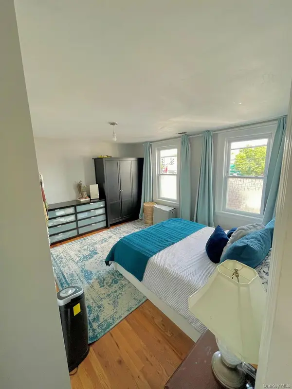 1200 Jericho TPKE #Apt 1, New Hyde Park, NY 11040
