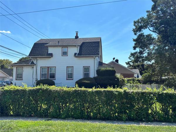 330 Baldwin RD, Hempstead, NY 11550