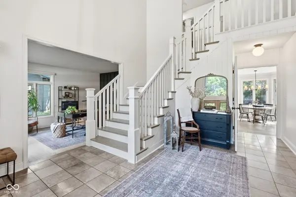 10831 Bittersweet LN, Fishers, IN 46038