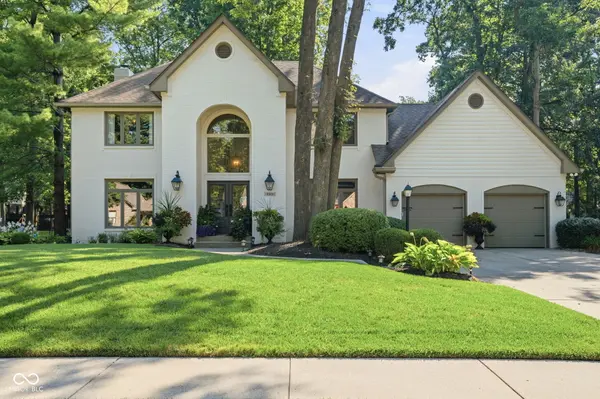 10831 Bittersweet LN, Fishers, IN 46038