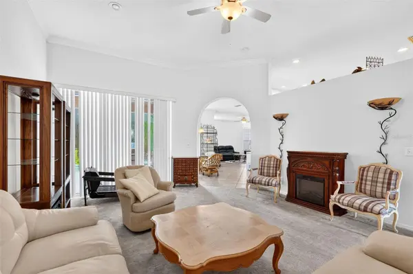 1322 WESTERN PINE CIR, Sarasota, FL 34240