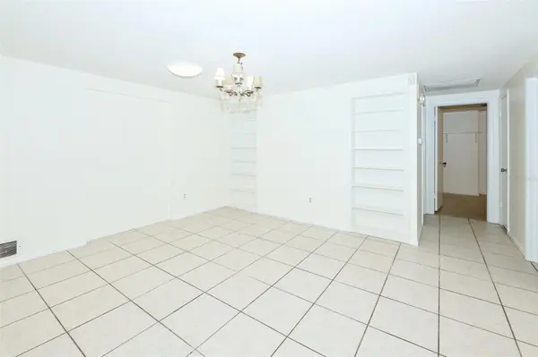 6228 PAULINE AVE, Sarasota, FL 34231