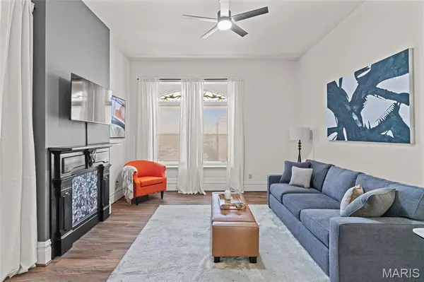 926 Allen AVE, St Louis, MO 63104