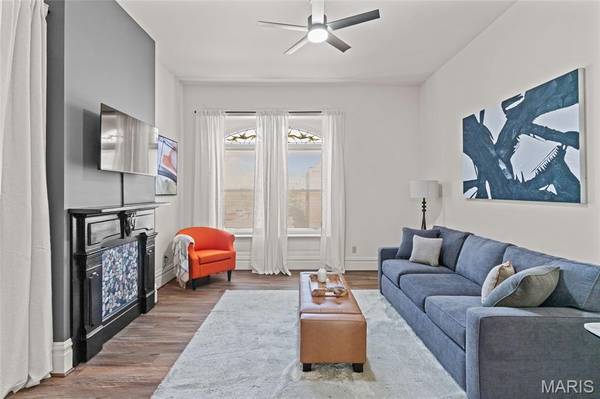 926 Allen AVE, St Louis, MO 63104