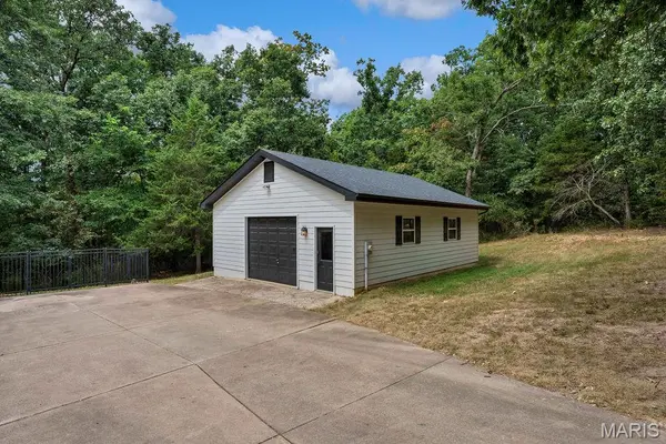2 Patrick LN, Defiance, MO 63341