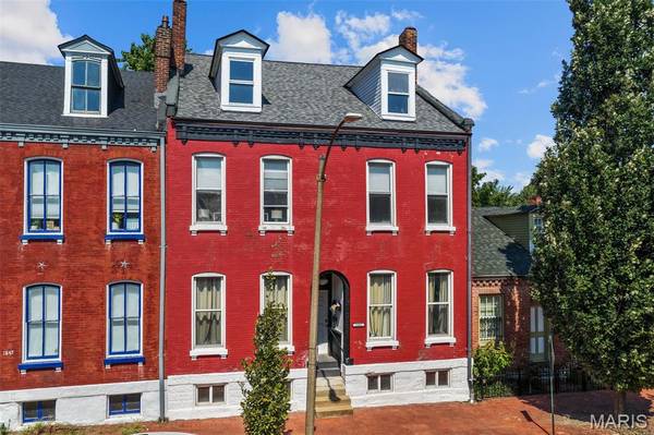 1841 S 10th ST, St Louis, MO 63104