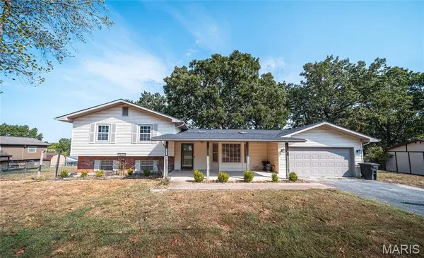 103 Carolyn ST, Waynesville, MO 65583