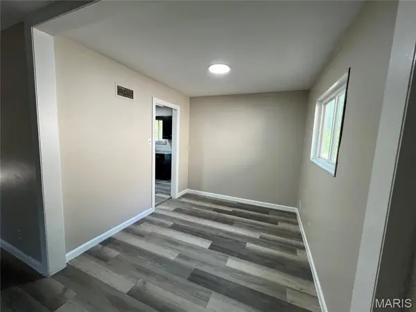 1165 June AVE, St Louis, MO 63138