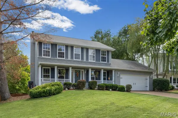 100 Quiet Grove CT, St Peters, MO 63376
