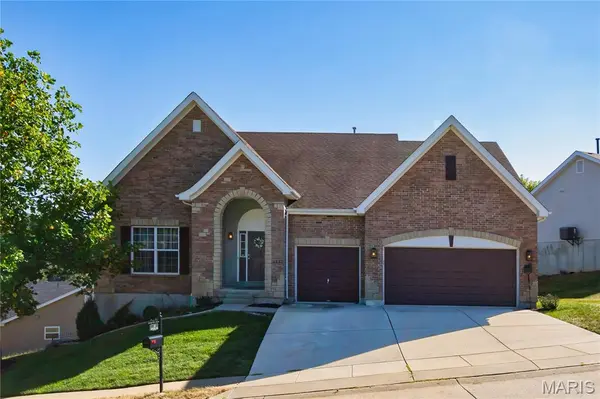 2332 Appaloosa TRL, High Ridge, MO 63049