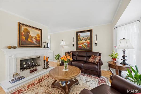 16511 Hunters Crossing DR, Wildwood, MO 63040