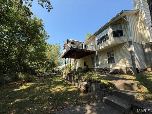 3600 N Meadow Mill DR, Arnold, MO 63010