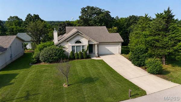 31 Sunset DR, Camdenton, MO 65020