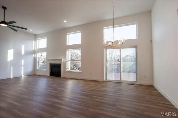 16055 Marions WAY, Ellisville, MO 63038