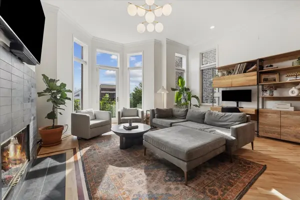 952 N Wolcott AVE #3, Chicago, IL 60622