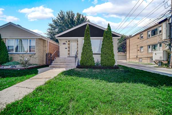 7914 S Richmond ST, Chicago, IL 60652